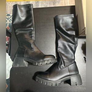 Knee high size 9 Steve Madden boots